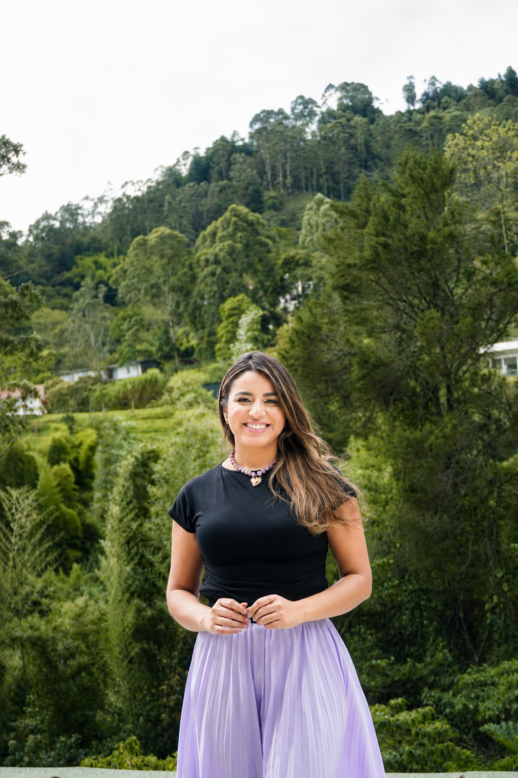 Psicóloga Camila Fernández en la naturaleza
