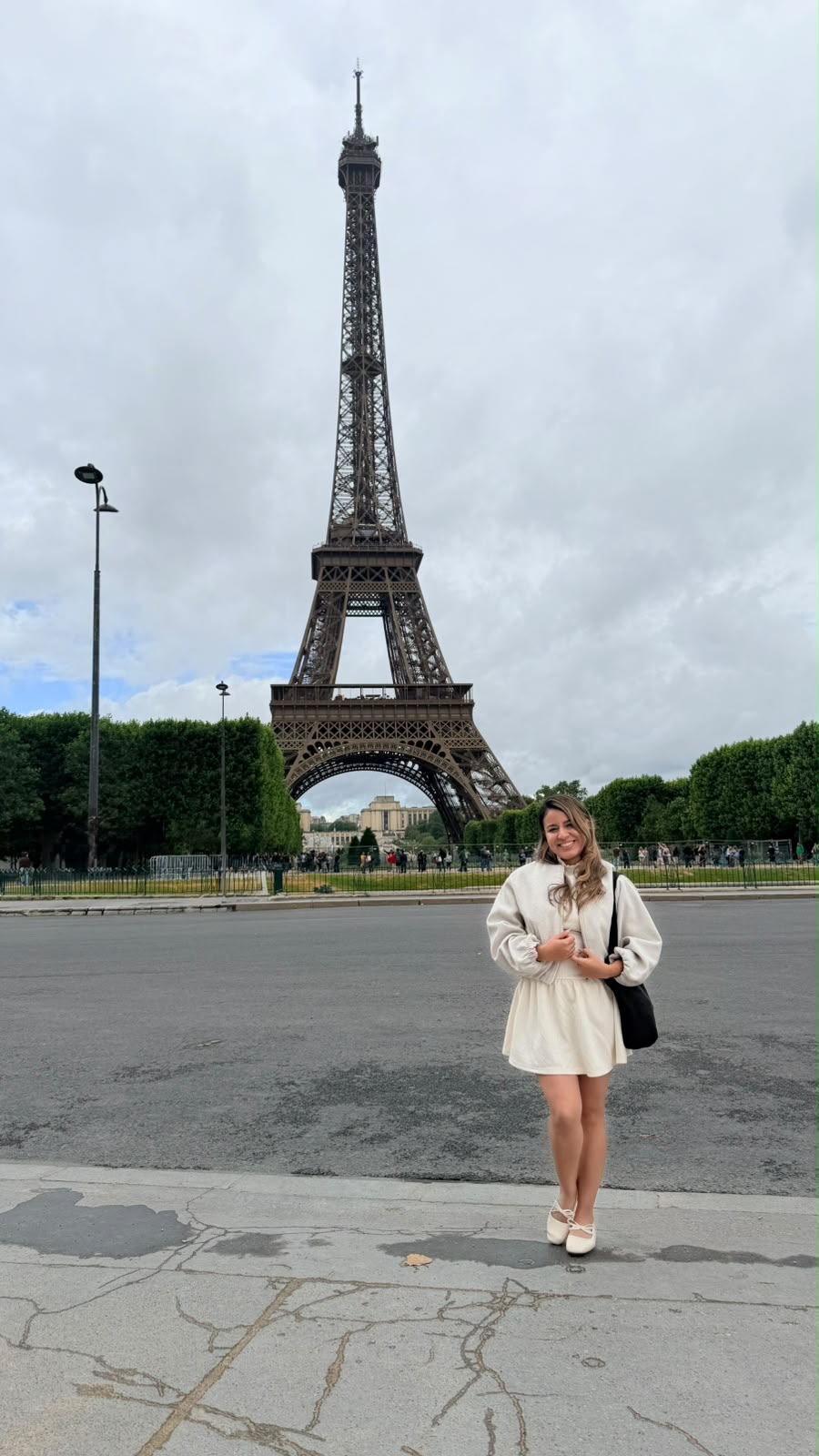 Camila en París, 2025